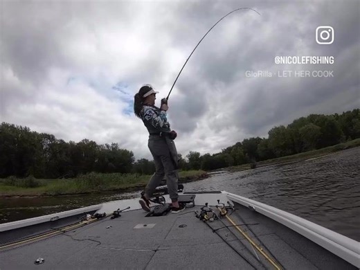 Cooked hookset! #hookset #fishing #fishingtiktoks #fyp #foryourpage