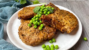 Juicy Baked Pork Chops