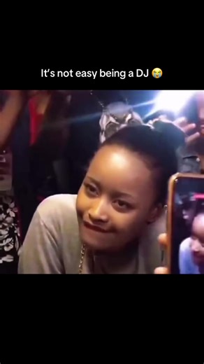 It’s not easy being a DJ 😭 #SAMA28 #amapiano #exclusiveamapiano | Life As A Dj