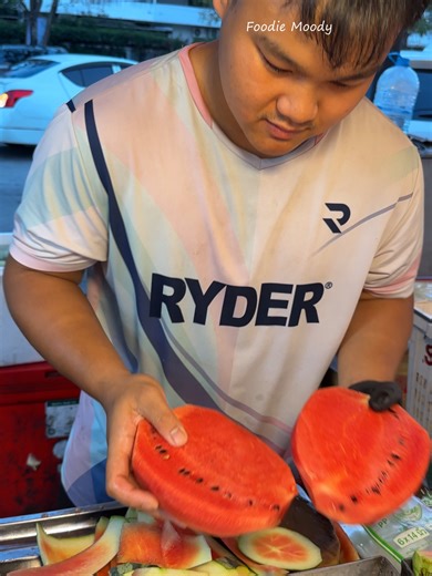 Mastering Fast Watermelon Peeling Techniques