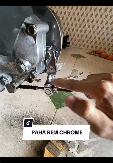 PAHA REM CHROME: Unleash Your Style