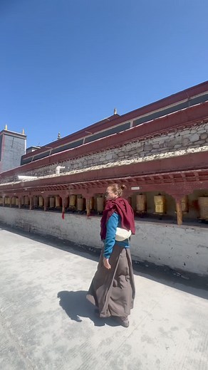 ✔️SAKYA MONASTERY: HISTORIC LIBRARY The monastery is considered as the seat of the Sakya school of Tibetan Buddhism. Sakya Monastery houses a huge library of as many as 84,000 books on traditional stacks 60 metres (200 ft) long and 10 metres (33 ft) high. This ancient monastery is of cultural significance because it is home to some of the oldest Tibetan artwork and thousands of ancient manuscripts and books. Towering shelves along the walls of the Lhakhang Chempo contain tens of thousands of man