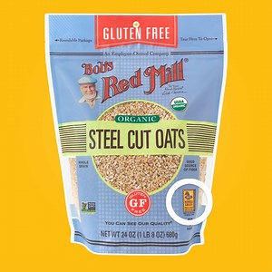 Can we talk Steel Cut Oats? Our award-winning oats Organic Steel Cut Oats are freshly milled from high protein oats and cut into neat little pieces on a steel burr mill. Our steel cut oats took home the winning trophy at the 2009 Golden Spurtle World Porridge Making Championship in Carrbridge, earning them the title of World's Best Oatmeal®!⁠ ⁠ A favorite way to make this variety of oatmeal is to use it in savory recipes. When used this way, it's very similar to a risotto, yet it takes half the 