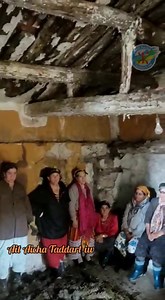 Une des techniques de Rénovation d'une ancienne maison (lhara ufella)selon la tradition. a3rak n texmirt (Tumyult) #La3wayed_n_zik. #AIT_AICHA_Taddart_iw | AIT AICHA Taddart-iw ⴰⵜ ⵄⵉⵛⴰ ⵜⴰⴷⴷⴰⵔⵜ ⵉⵡ