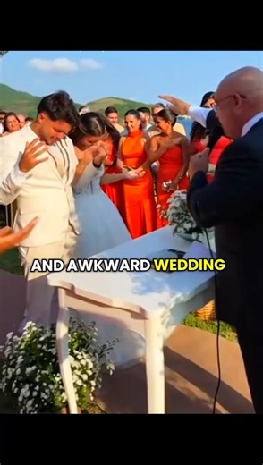 Most Awkward Wedding Moment Ever 😂
