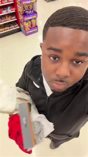 Man Teaching a "Hack" to Steal at Target Self-Checkout. He Says It's a Way to "Save Money and Live a Blessed Life"