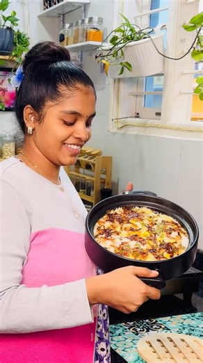 Shilpa Vishnugowda on Instagram: "Sunday mini vlog Chicken special Biriyani….. . . . #minivlog #food #goodfood #goodhealth #lifestyle"