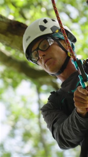 Sherrilltree on Instagram: "The Notch Aeris Friction Body Kit transforms your Rope Runner Vertec, replacing the lower bollard with a moving pulley that cuts friction. 👍 In their latest YouTube video, professional arborists like Kevin Bingham, Derrick Martin, Krista Strating, and Mark Gaudet discuss why they’re loving this game-changing upgrade to the Notch Rope Runner Vertec. Take a look at the link in stories."