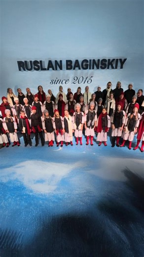 Ruslan Baginskiy on Instagram: "Щедрик! Слова колядок і щедрівок — знайомі з дитинства, це мелодії України, на яких ми виросли. Як ми вже знаємо, український «Щедрик» покохав увесь світ. Під псевдонімом «Carol of the Bells» рідна українська пісня стала одним із найвідоміших різдвяних мотивів планети! А вдома ж щедрівка й колядка завжди були (і лишаються) приводом зібрати разом багато світлих людей узимку 💛. Дякуємо дитячому хору «Щедрик» і всім гостям, які своїм співом і добрим ділом допомогли