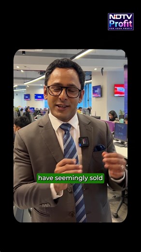 January AMFI Data: Active equity mutual fund inflows decline by 14%; #gold demand soars Here's Alex Mathew with the details. Read: https://www.ndtvprofit.com/personal-finance/january-amfi-data-inflows-into-active-equity-mutual-funds-decline-recover-by-x-10979251?pfrom=home-business_topstories | NDTV Profit