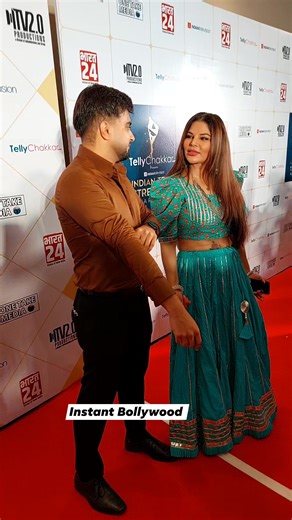 1.8M views · 10K reactions | Rakhi Sawant teaching her boyfriend Garba Dance  #RakhiSawant #boyfriend #AdilKhan #navratri #navratri2022 #garba #reelsfb #reelsvideo #facebookreels #facebookpost #bollywoodmusic #instantbollywood #bollywoodsongs #celebrity #bollywood #bollywoodstars #bollywoodstyle #mumbai #show #awardshow #award | InstantBollywood | Facebook