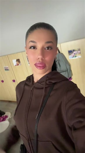 Video di ♕𝒸𝒶𝓈ℯ𝓁𝓁𝒾♕ (@caselli_evelyn) con sonido original - 𝓥.