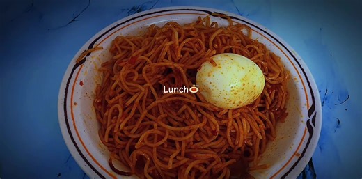 Lunch 🍽️ • • • #dairyofmimi #minivlog #aesthetic #cozy #sliceoflife