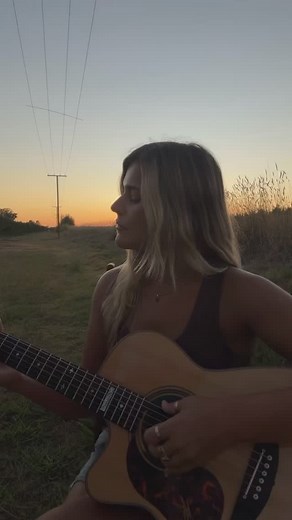 ‘Cover me up’ before the sun went down 🌞 🌾 @jasonisbell | Eliott