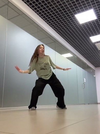 I like it 🎀- Stray kids (тгк-катька🍦) mirrored choreography !!! @Stray Kids #kpop #dance #straykids #skz #kpopdance #cover #coverdance #kpopfyp #fyp #straykidsdance #ilikeit