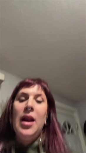 @Chops!NoCaptainChops this is a crime against @All Time Low | choppa