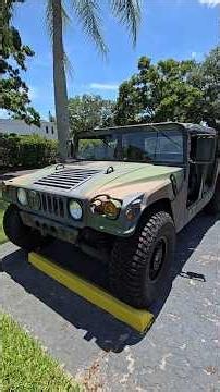 Hummer H1 full-size four-wheel-drive civilian utility vehicle produced by AM General 🇺🇸🚘🪖💪