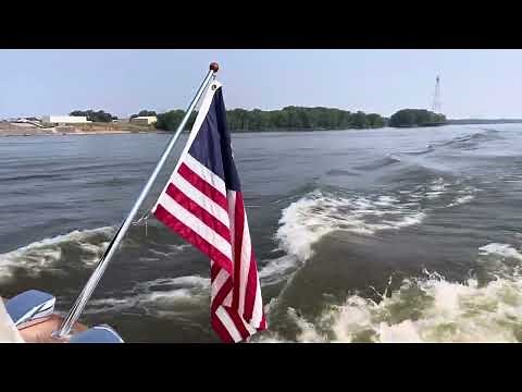 1967 42 Chris Craft Commander… Out For A Ride