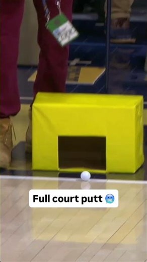 The crowd went insane 👏 #notredame #accbasketball #ncaabasketball #collegebasketball #basketball