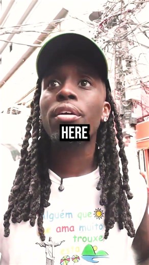 Kai Cenat Found Out The Peace Sign Means Something Different In Brazil!💀🇧🇷