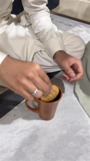 Understanding Physics with a Twist of Comedy