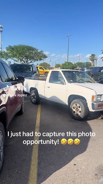 Elva V Lopez ❌🩷☀️🌻 (@elva.v.lopez)’s video of photo