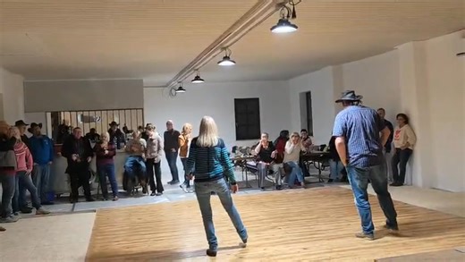 13 reactions | Firestorm 殺 | Country Line Dance Ellertal | Facebook