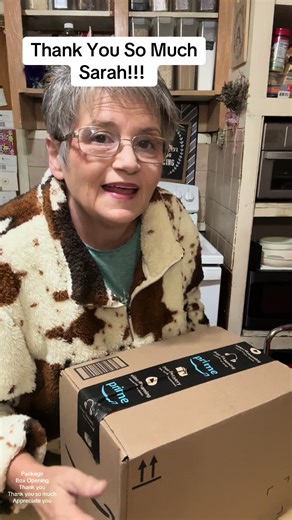 Happy Mail Surprise from Sarah!