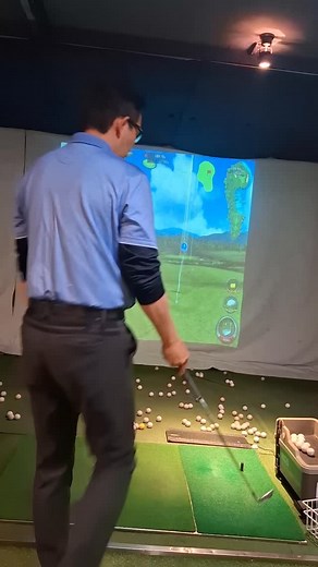 Embody your understanding about double pendulum and late hitting. More less 10,000 repeat will help you. I am still going on in the middle.. 이중진자와 late hitting 을 몸에 익혀봅니다.한 만 번은 연습을 하면,뭔가 새로은 감각을 더 얻을 수 있을 것 같아요.좀 더 때려봅니다.어디서 멈추고 어디서 풀어야할 지 | Choi Elias | Facebook