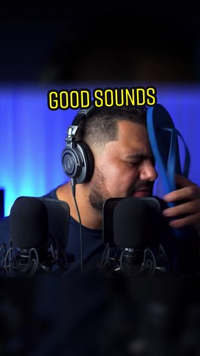 Glitching to Raffy Taphy’s Catchphrase - ASMR Sounds with Flip Flops!