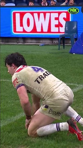 "Are you trained!?"🍴🤣 #nrl #hindy