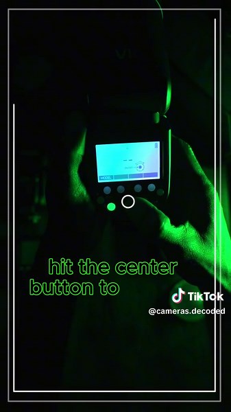 Godox V1 Flash: The Secret to Night Photography 🌃📸 Hey, photographers! Do you want to take your night photos to the next level? Then you need to check out the Godox V1 flash. This flash has a round head that gives you a soft and even light that looks amazing in the dark. It also has a modeling light feature that lets you see how the light will fall on your subject before you take the shot. The Godox V1 is super easy to use and has a long-lasting battery that can handle hundreds of flashes. You