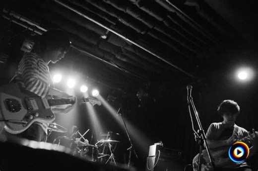 Circles In The Square by Low-pass