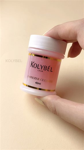 🇺🇸 New Product for U.S. Lash Artists! 🇺🇸 Introducing our Eyelash Extension Tweezers Cleaner—now 25% OFF starting at just $3.74! 💖 ✨ How to Use: Simply immerse your tweezers in the liquid and gently squeeze the sponge ball a few times to get your tweezers spotlessly clean without any leftover glue.🧼 . . . . . . 🔥 25% OFF on Liquids, Tweezers & Accessories 🔥 🚚 Free Shipping: 🌍 Global: Free shipping on first orders $79 🇺🇸 U.S.: Free shipping on every order $79 🛍️Shop now on my bio link