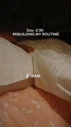 Day 2/30 — Rebuilding my routine | Quiet ASMR morning 🌿 #asmr #dayinmylife #morningroutine #grwm