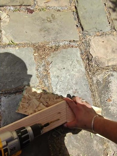 How to drill perfect pocket holes without a jig #diy #woodworking #carpentry