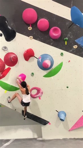 just some climbing fails for your feed 🤡 #rockclimbing #bouldering #fails #funny #viral