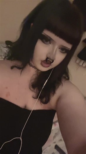 happy new year guys 🥹❤️‍🩹 all my drafts from today look like shite so have this one from yesterday . . . . . . . . . . . . . . . . . . . . . . . . #fyp #mounded #ilovemyboyfriend #hi #cutemaxxing