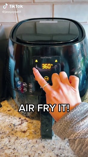 Best Way to Reheat Sandwich in Air Fryer: Tips and Tricks