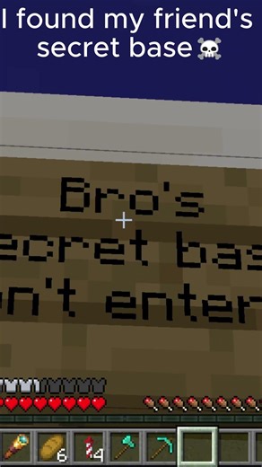 I found secrete base☠️ #shorts #minecraft
