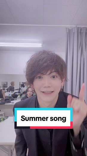 夏の音楽とダンスで楽しむひとり夏