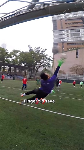 Limbu - Goalkeeper on Instagram: "Finger tip save 🧤🫀"