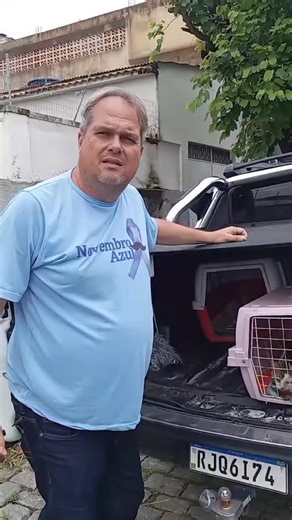Fernando Cruz on Instagram: "RESGATE NÚMERO 61 de 2026: Resgatei esse gato em estado bem grave no bairro Taquara-RJ, estava sendo LITERALMENTE comido vivo por larvas de mosquito, comeu boa parte do rosto. Levei correndo para Clínica ZOOVET PET SHOP que fica no Carmo-RJ, foi sedado, limparam a cirurgia e depois foi feita também a castração. Permanece internado, ainda não está fora de perigo."