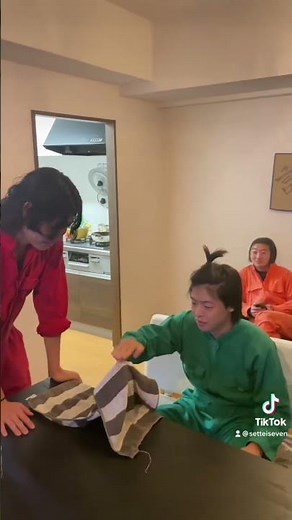 Videos that went viral on TikTok #Settings7 #shorts #sharehouse #magic