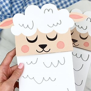 🐑 Sheep Paper Bag Craft ✂️ Get the template on the blog | Simple Everyday Mom