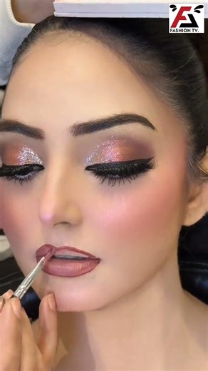 Lipstick Application #shorts #viral #trending #trendingshorts #youtubeshorts #fashion #makeup