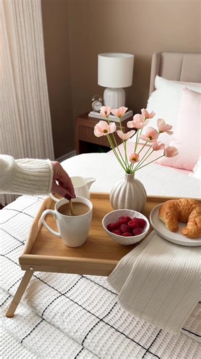 Romantic Valentine's Day Breakfast in Bed Ideas