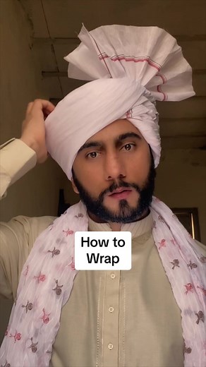 Wedding groom pagg 💟#head #pagg #howtotie #howtowear #howtostyle #shadi #punjab #pakistan #worldwide #1million #wedding
