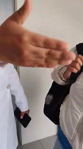 #LAJOYA: Esto sucedio en la posta de Benito Lazo. "Denis Tovar Delgado", denuncia maltrato: Buenos días con todos, para los que me conocen no suelo usar mis redes sociales para publicar casi nada, pero en este caso me veo forzado ante una situación incordiosa, que me tocó vivir junto con mi pareja y mi menor hija; el día de ayer mi pareja sacó cita con la supuesta Odontóloga de nombre GINA SOLEDAD VÁZQUEZ CONDORI, que queda en el centro poblado de Benito Lazo, al parecer a la Odontóloga le moles