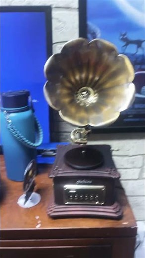 Phonty phonograph in ￼￼real life